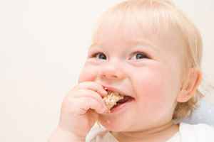 Alimentación para bebés de 8 a 12 meses
